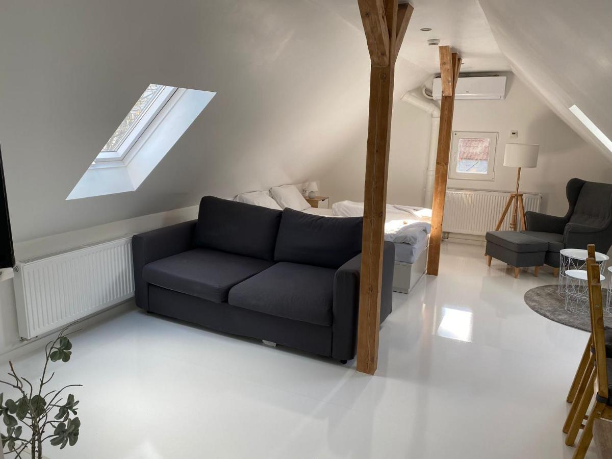 Staystay Guesthouse I 24 Hours Check-In Neurenberg Buitenkant foto